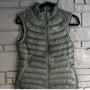 CERIUM LT VEST WOMEN'S - Shorepine - Excellent Condition